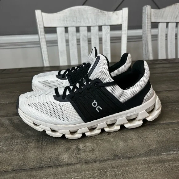 On Running White and Black Athletic Shoes - Picture 2 of 5